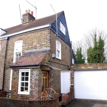 3Bedroom Beautiful Cottage Cheshunt Exteriör bild