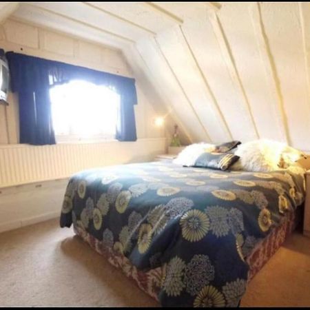 3Bedroom Beautiful Cottage Cheshunt Exteriör bild